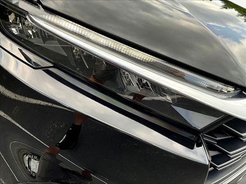 Used 2024 Honda CR-V LX image 32