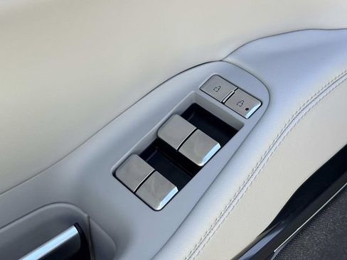 New 2026 Lincoln Navigator L Reserve AWD/4WD image 22