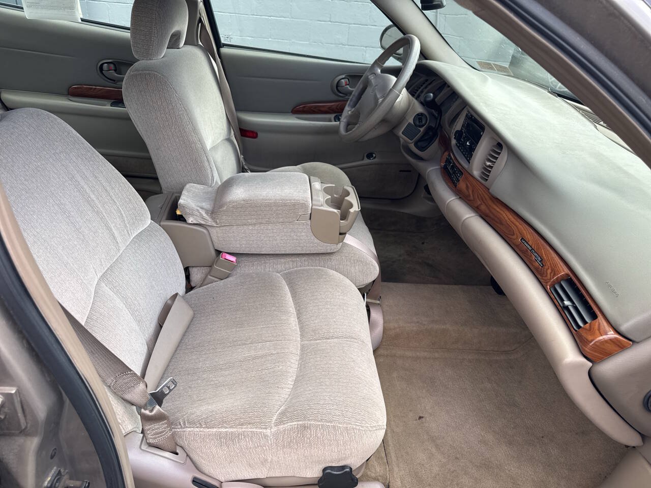 Used 2001 Buick Le Sabre Custom w/ Luxury Pkg FWD image 21