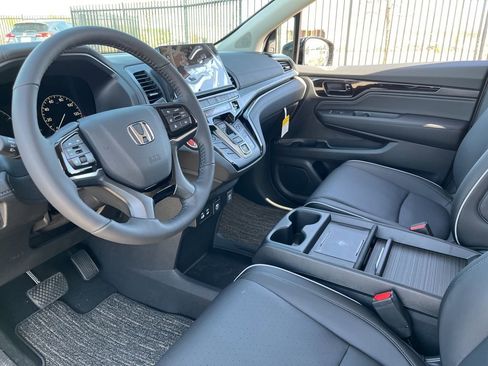New 2026 Honda Odyssey Elite image 11
