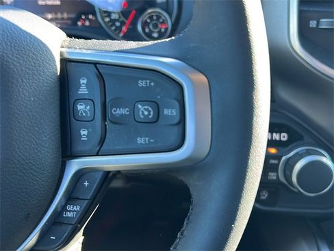 Certified 2025 RAM 1500 Big Horn image 28