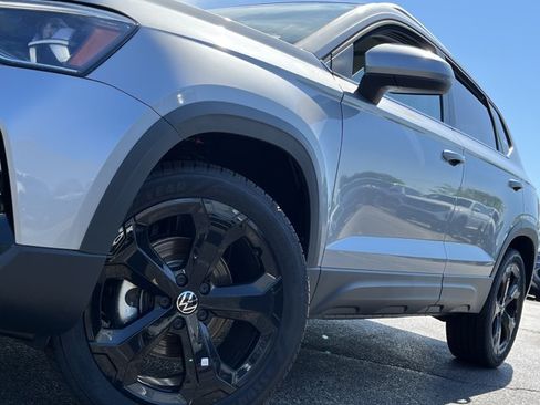 New 2026 Volkswagen Taos SEL AWD/4WD image 20