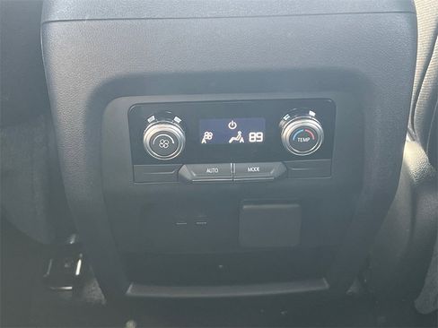 New 2026 GMC Acadia Elevation image 28