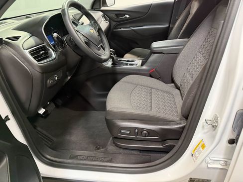 Used 2024 Chevrolet Equinox LT AWD/4WD image 56