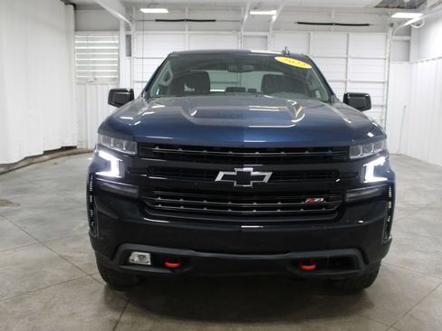 Used 2022 Chevrolet Silverado 1500 LT Trail Boss AWD/4WD image 3