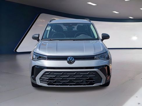 Certified 2025 Volkswagen Taos S FWD image 7