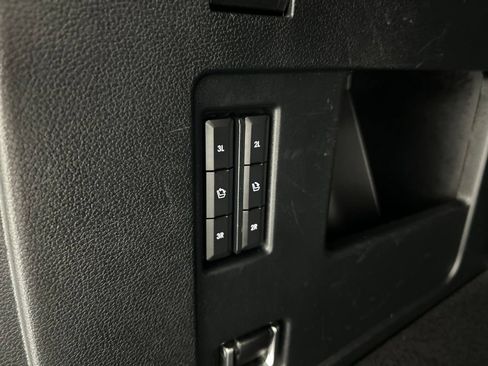 Used 2019 Lincoln Navigator Reserve AWD/4WD image 31