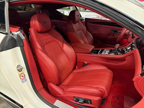 Used 2020 Bentley Continental GT V8 AWD/4WD image 23