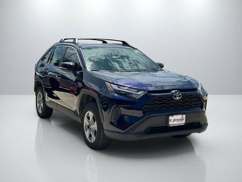 Used 2025 Toyota RAV4 XLE w/ Convenience Package AWD/4WD image 3