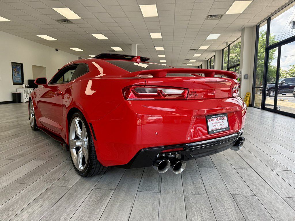 Used 2016 Chevrolet Camaro SS RWD image 7