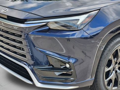 Used 2024 Lexus TX 500h AWD w/ Technology Package image 35