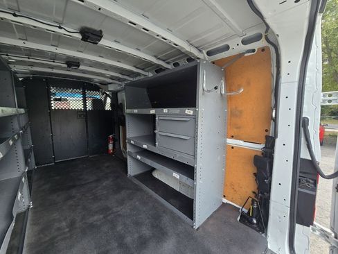 Used 2015 Nissan NV 2500 SV w/ Side & Curtain Airbag Package image 13