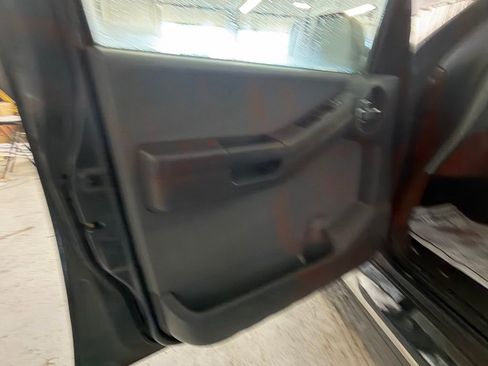 Used 2012 Nissan Xterra S w/ Value Package image 14