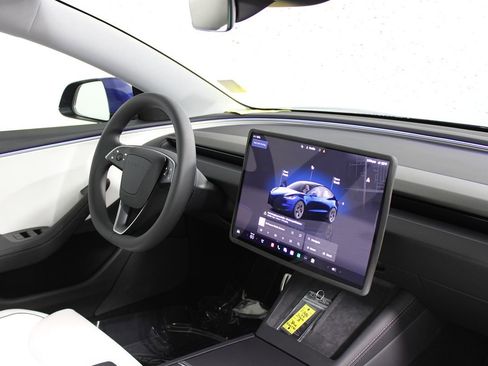 Used 2025 Tesla Model 3 Performance image 12