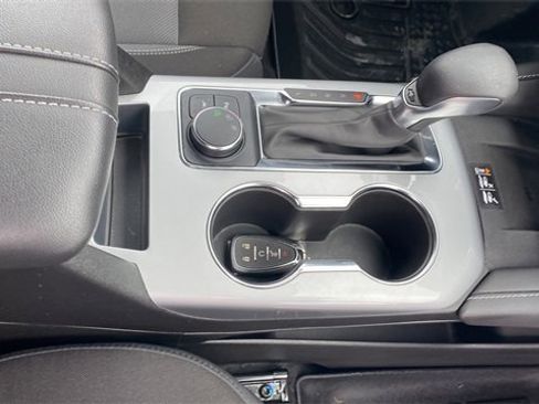 Used 2024 Chevrolet Blazer LT w/ Convenience Package image 14