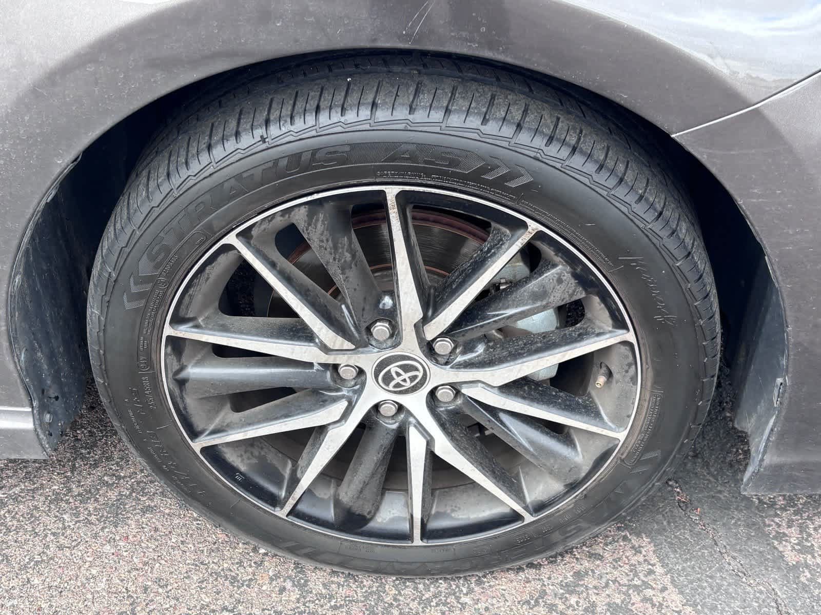 Used 2022 Toyota Camry SE FWD image 8