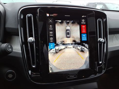 New 2026 Volvo XC40 B5 Plus w/ Protection Package Premier image 8