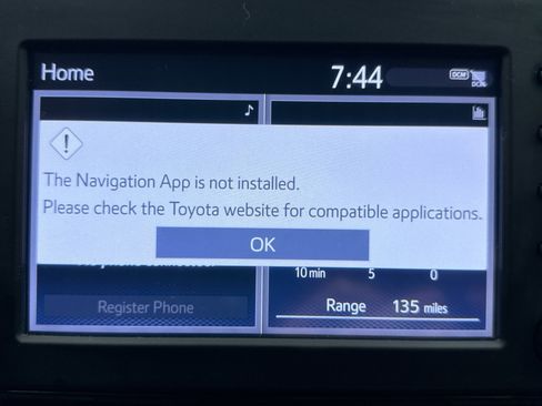 Used 2019 Toyota RAV4 LE w/ Carpet Mat Package image 14