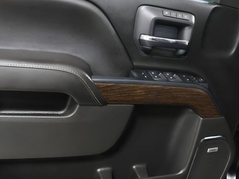 Used 2017 GMC Sierra 1500 Denali image 21