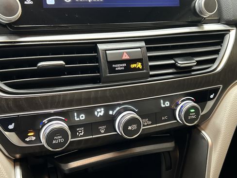 Used 2021 Honda Accord EX-L image 24