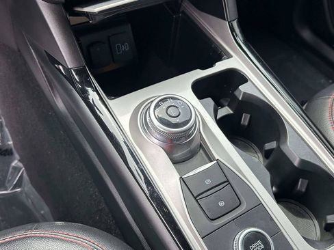 Used 2023 Ford Explorer ST-Line AWD/4WD image 32