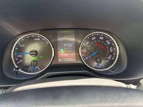 Used 2021 Toyota RAV4 XLE AWD/4WD image 16