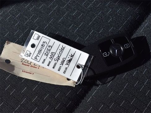 New 2023 Mercedes-Benz Sprinter 2500 image 23