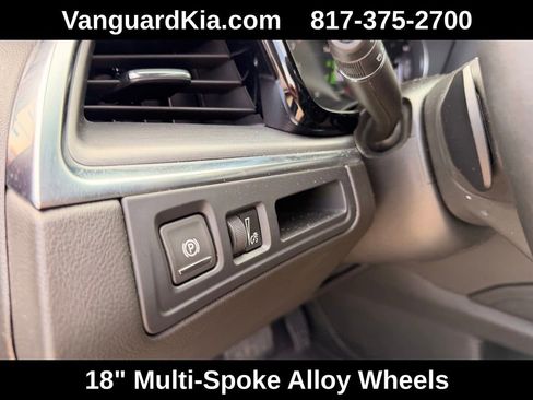 Used 2024 Cadillac XT5 Luxury w/ LPO, Floor Liner Package FWD image 16