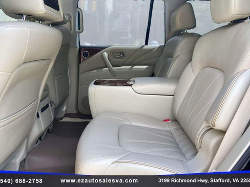 Used 2016 INFINITI QX80 4WD w/ Deluxe Technology Package image 15
