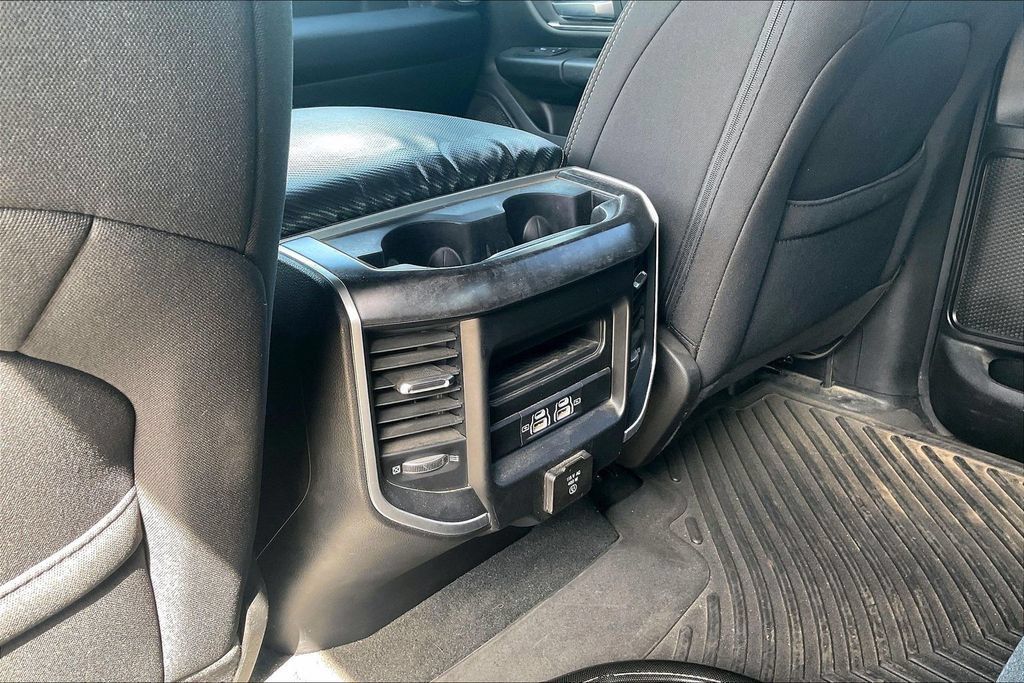 Used 2022 RAM 1500 Big Horn RWD image 35