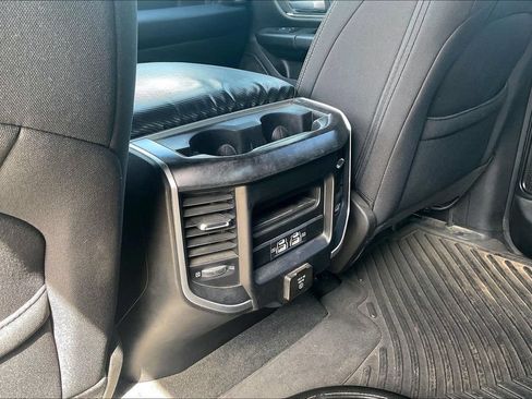 Used 2022 RAM 1500 Big Horn RWD image 35
