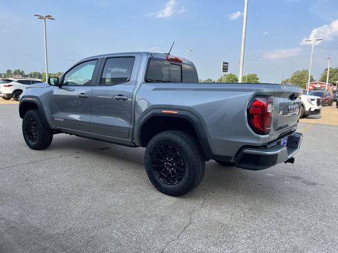 New 2026 GMC Canyon Elevation w/ Convenience Package image 4