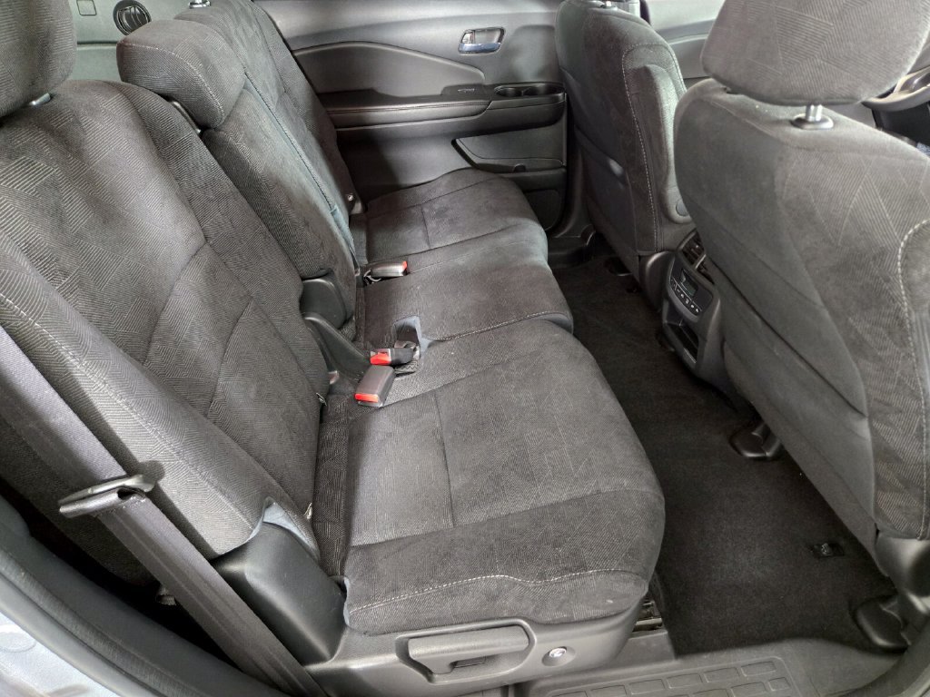 Used 2022 Honda Pilot Sport image 20