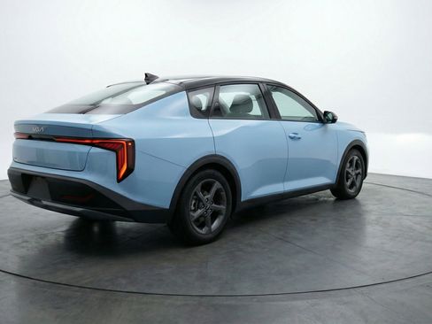 Used 2025 Kia K4 FWD image 9