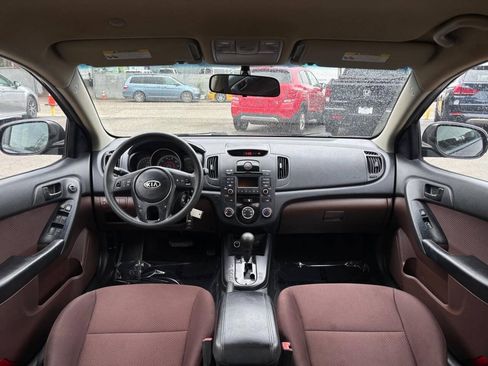 Used 2010 Kia Forte EX FWD image 21