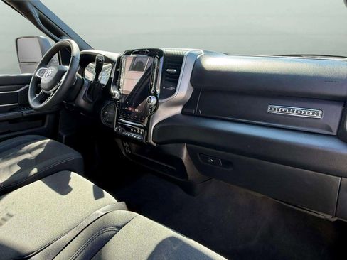 Used 2025 RAM 2500 Big Horn AWD/4WD image 3