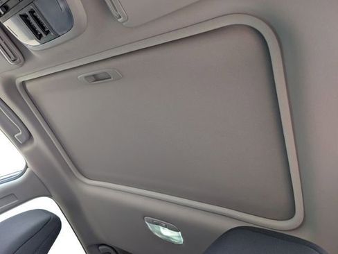 Certified 2025 Subaru Crosstrek 2.0i Premium image 31