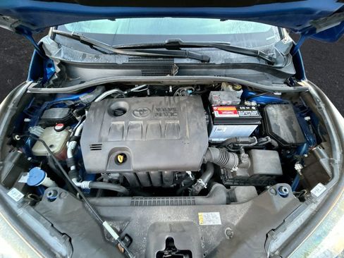 Used 2018 Toyota C-HR XLE FWD image 30
