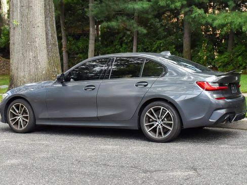 Used 2020 BMW 330i xDrive Sedan w/ Convenience Package AWD/4WD image 5