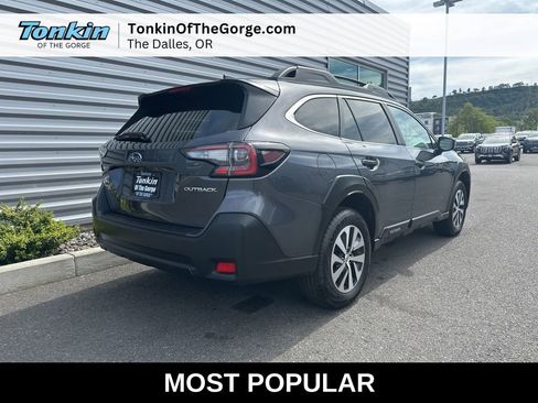 Used 2025 Subaru Outback Premium w/ Popular Package #1A AWD/4WD image 3