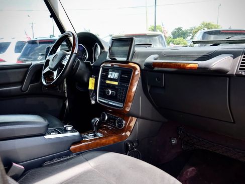 Used 2014 Mercedes-Benz G 550 image 18