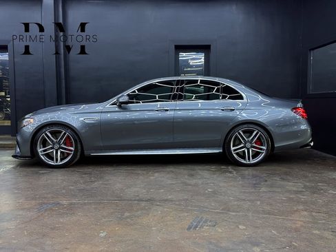 Used 2018 Mercedes-Benz E 63 AMG S image 5