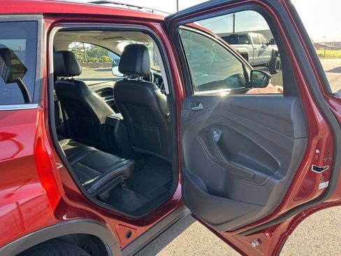 Used 2014 Ford Escape Titanium w/ Equipment Group 401A FWD image 30