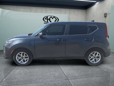 Used 2020 Kia Soul S FWD image 6