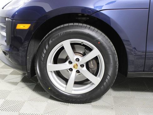 Used 2019 Porsche Macan AWD/4WD image 4