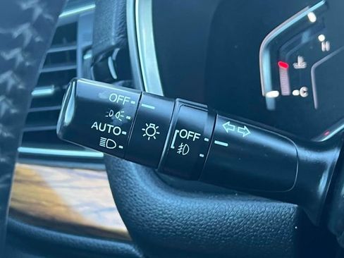 Used 2021 Honda CR-V Touring image 26