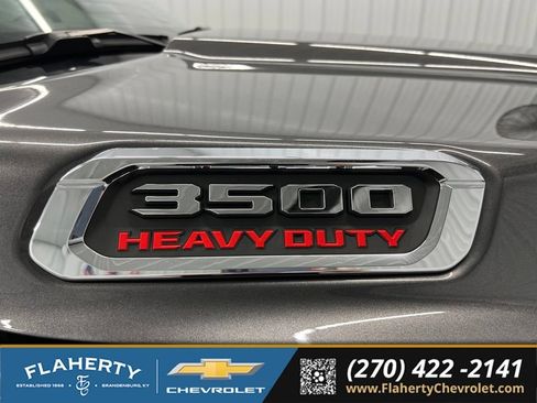 Used 2025 RAM 3500 Laramie w/ Max Tow Package AWD/4WD image 18