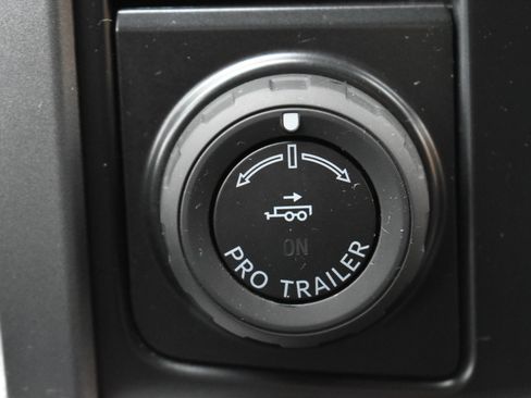 Used 2022 Ford F150 Lariat w/ Equipment Group 502A High image 30