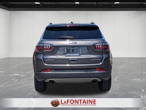Used 2023 Jeep Compass Limited AWD/4WD image 4