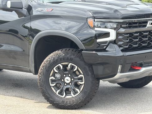 Used 2026 Chevrolet Silverado 1500 ZR2 AWD/4WD image 3